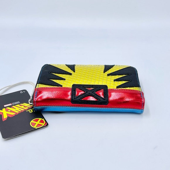 NEW Loungefly Marvel Studios X-Men ‘97 Metallic Shine Wolverine Zip Wallet - Picture 3 of 7